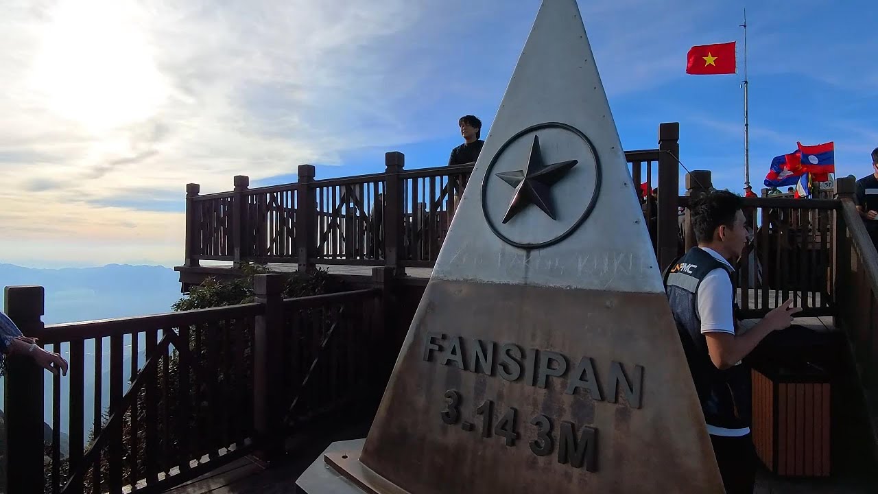 Stunning views at Sapa Horizon Hotel 🏔️ | Sapa Adventures & Fansipan Cable Car Experience!