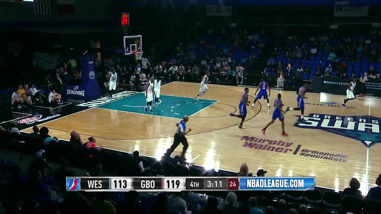 Highlights: Travis Trice II (25 points)  vs. the Swarm, 3/25/2017