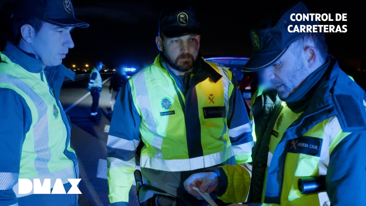 Se intenta dar a la fuga después de estar de fiesta con los amigos | Control de Carreteras
