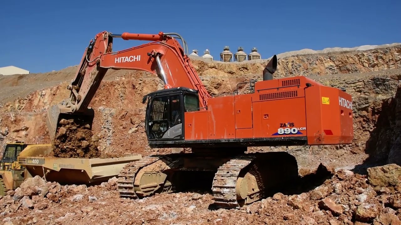Hitachi ZX890-6 loading ADTs - Part 3