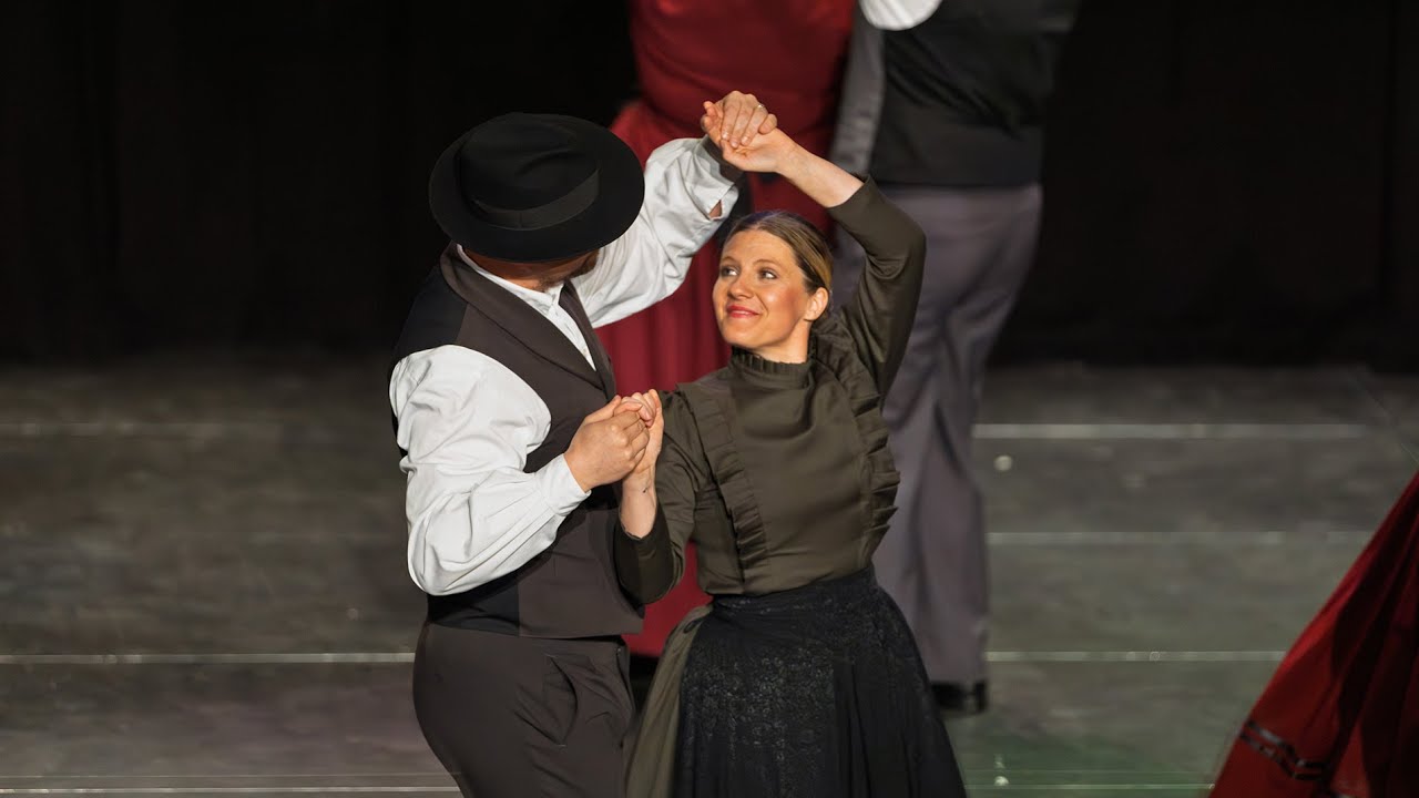 MAROLTOVO SREČANJE - območna revija odraslih folklornih skupin