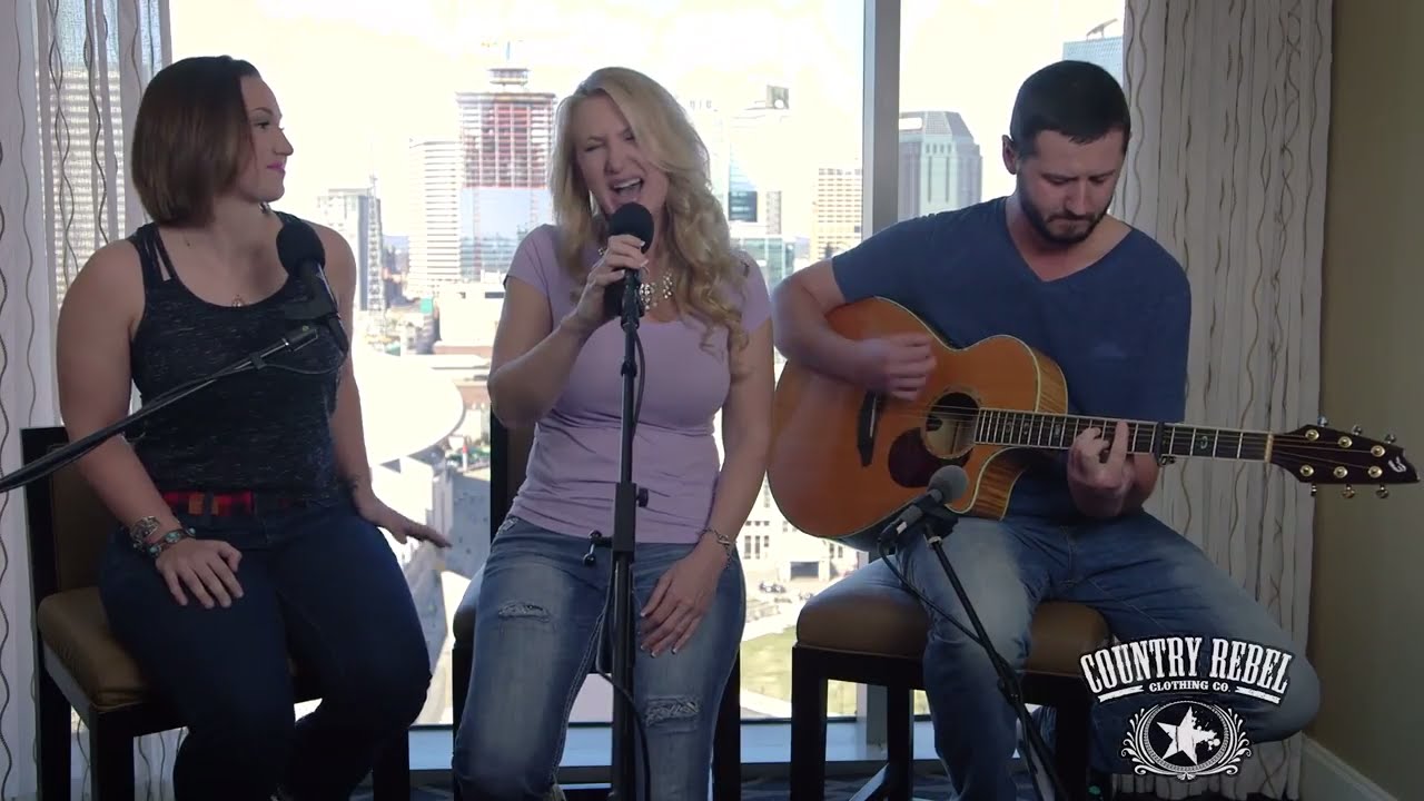 2 Steel Girls 'Tennessee Whiskey' Cover // Country Rebel Skyline Sessions