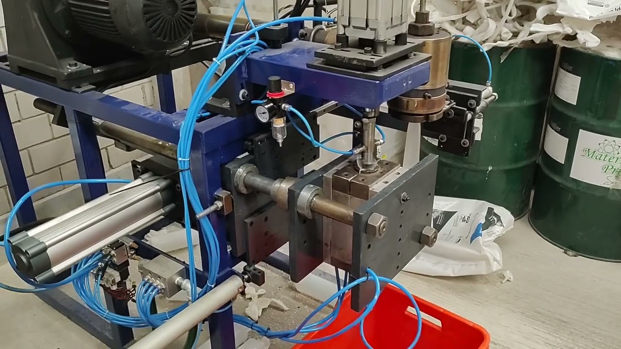 SOPLADORA DE PLASTICO INDMECH