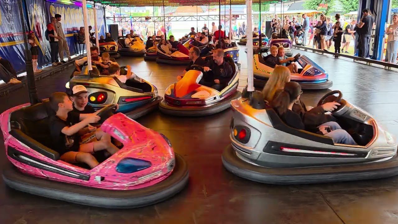 AUTO SCOOTER fête foraine de sierville