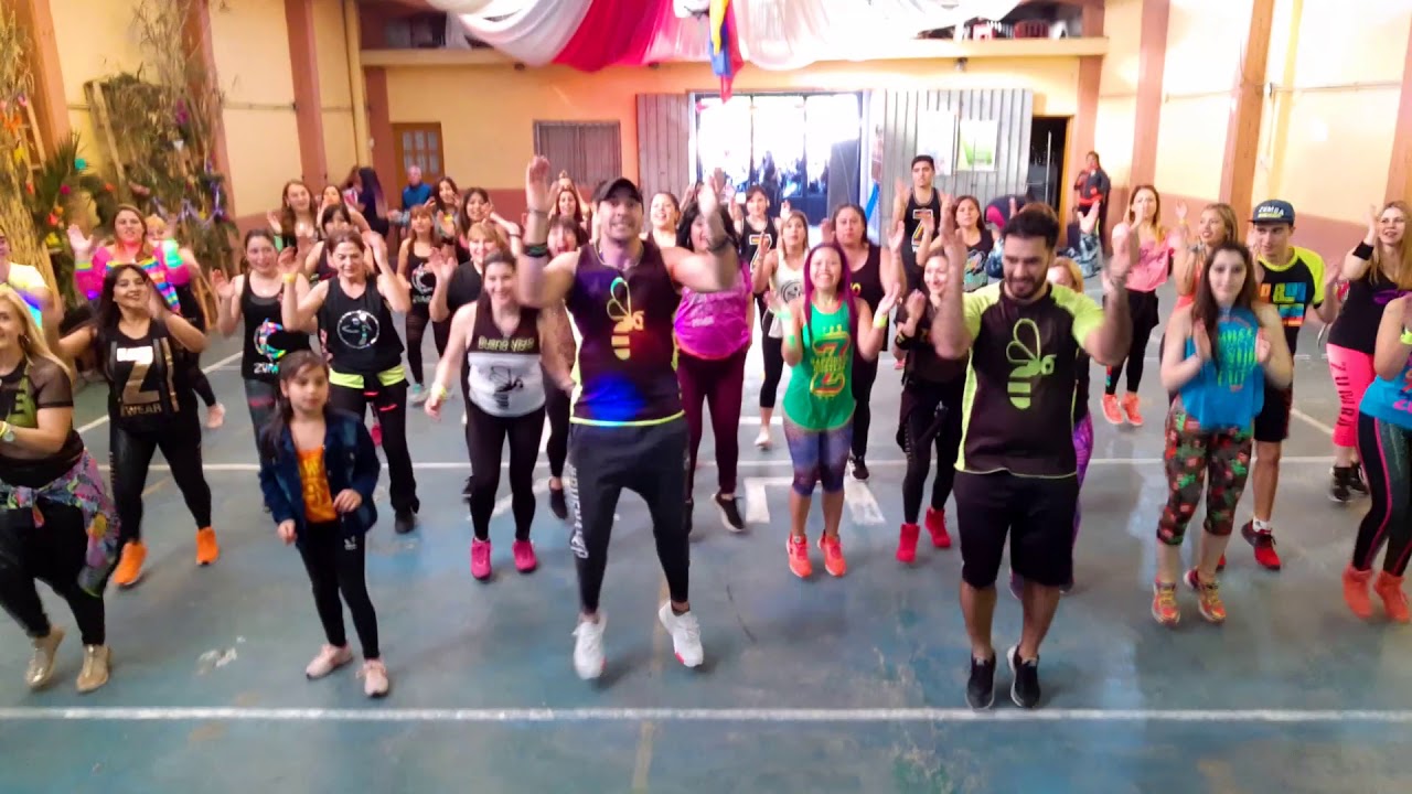 De Que Te Vale - Sabroso / Zumba Coreografía