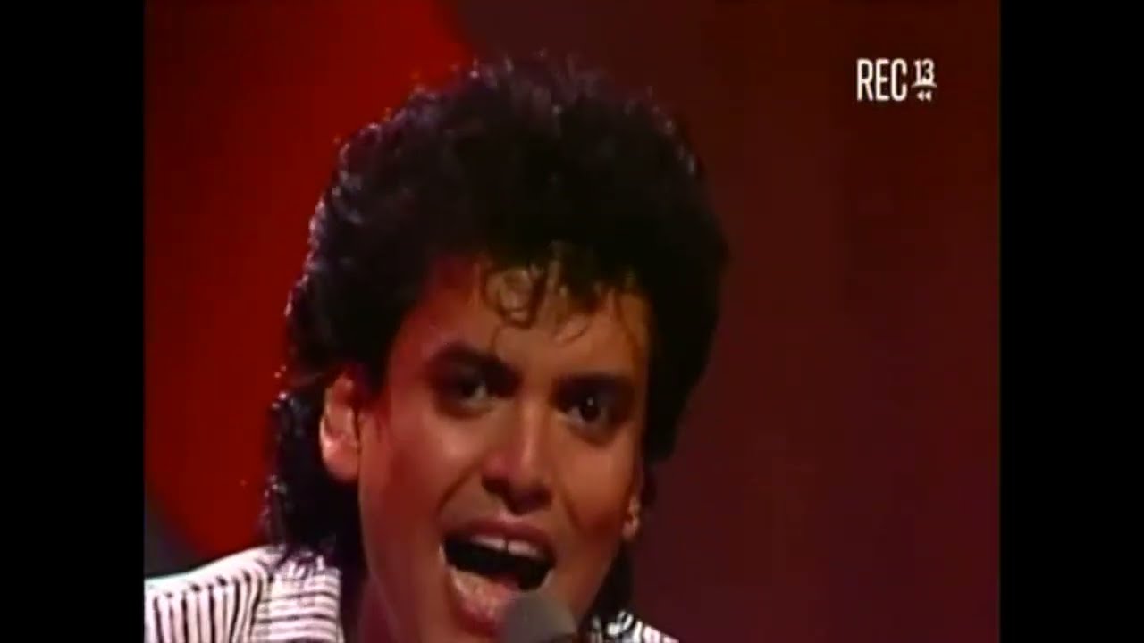 JUAN ANTONIO LABRA EN SÁBADOS GIGANTES 89 (2a vez)