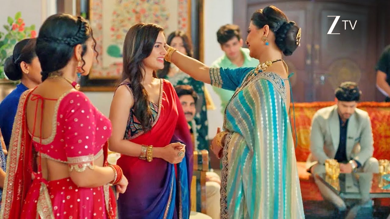 VASUDHA | Chandrika announces Dev and Nandini's engagement