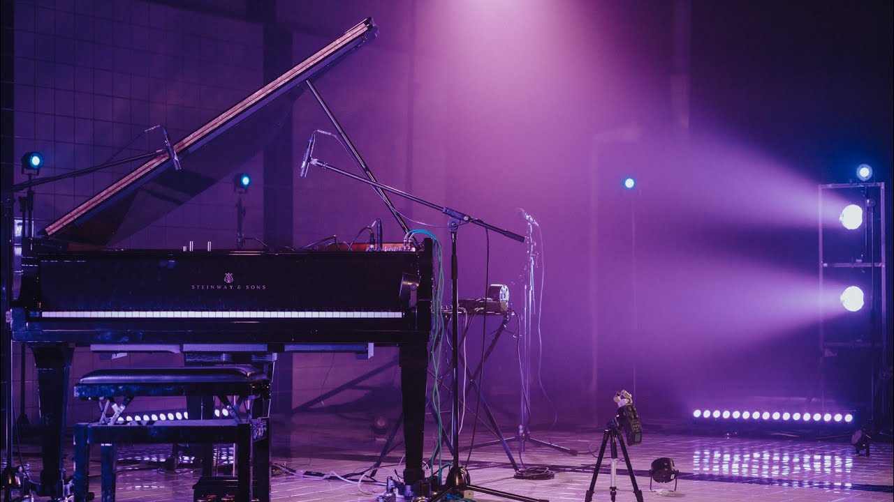 ELLIPSIS - full video at Neubad Luzern