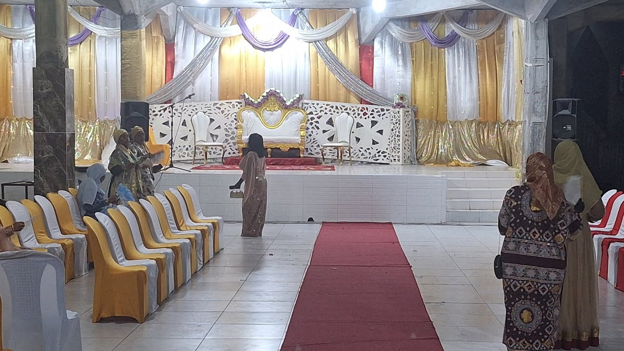 OUKOUMBI MARI MHOMA MBOUDE AMBOINI partie 1