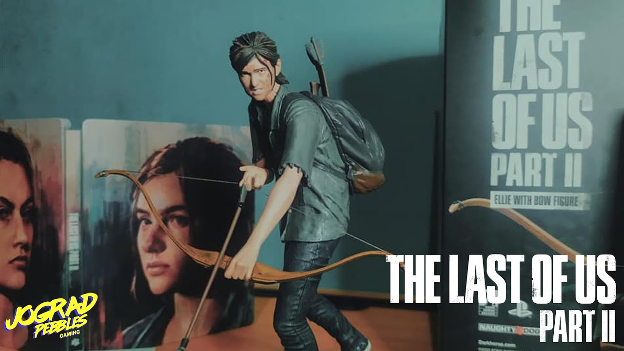 The Last of Us Part II - Ellie Statue with Bow from Dark Horse Direct [Unboxing]