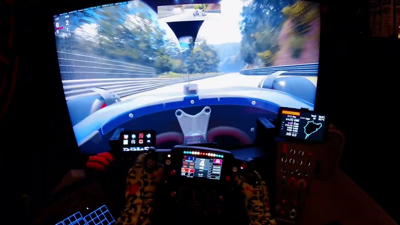 World record lap!! SUB 6 minute on the Nordschleife!!