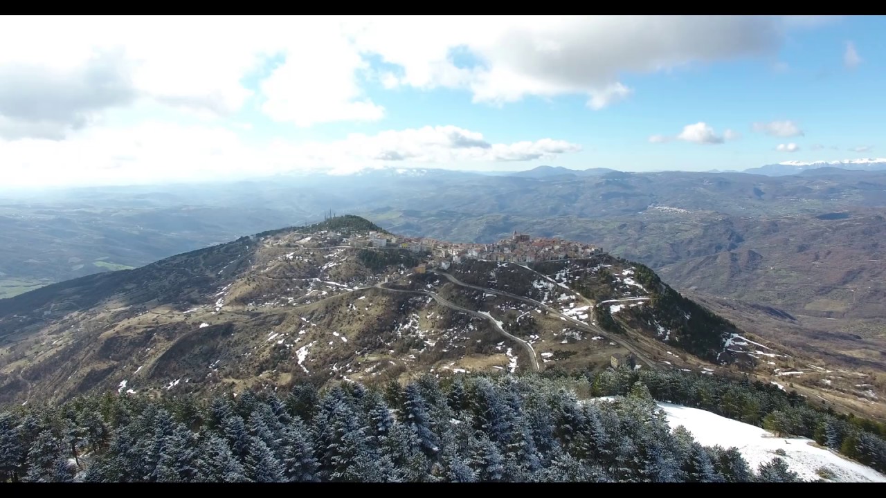 Ripresa Schiavi di Abruzzo con drone
