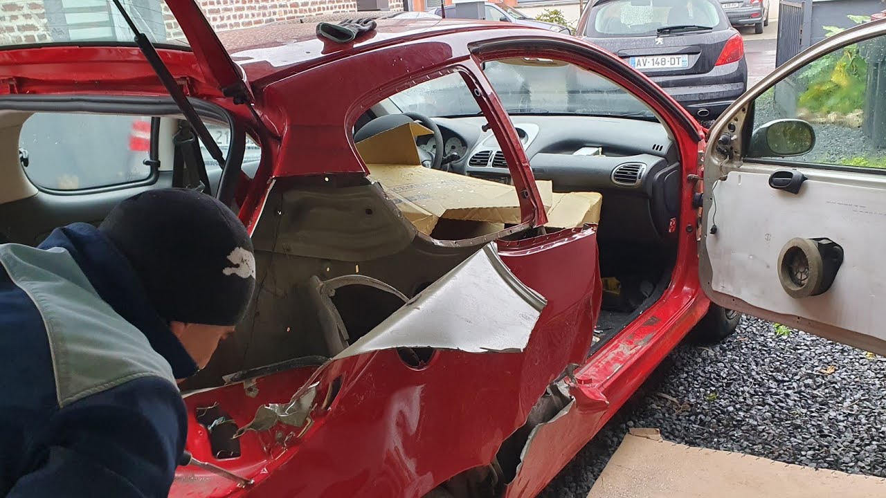 Remplacement aile arri&egrave;re Peugeot 206 1L4 HDI