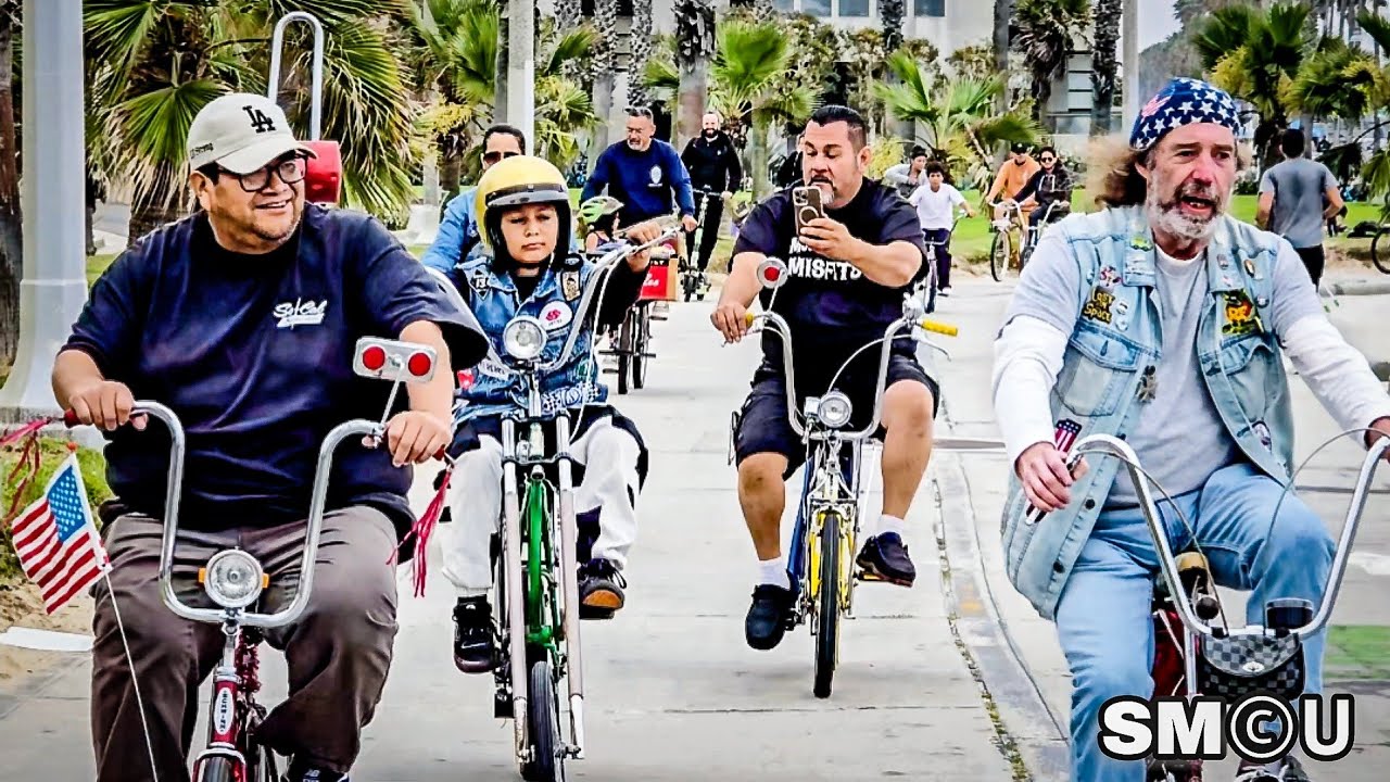 𝗥𝗘𝗧𝗥𝗢 𝗥𝗢𝗟𝗟𝗢𝗨𝗧: Stingray Riders Cruise the Coast on Classic Schwinns