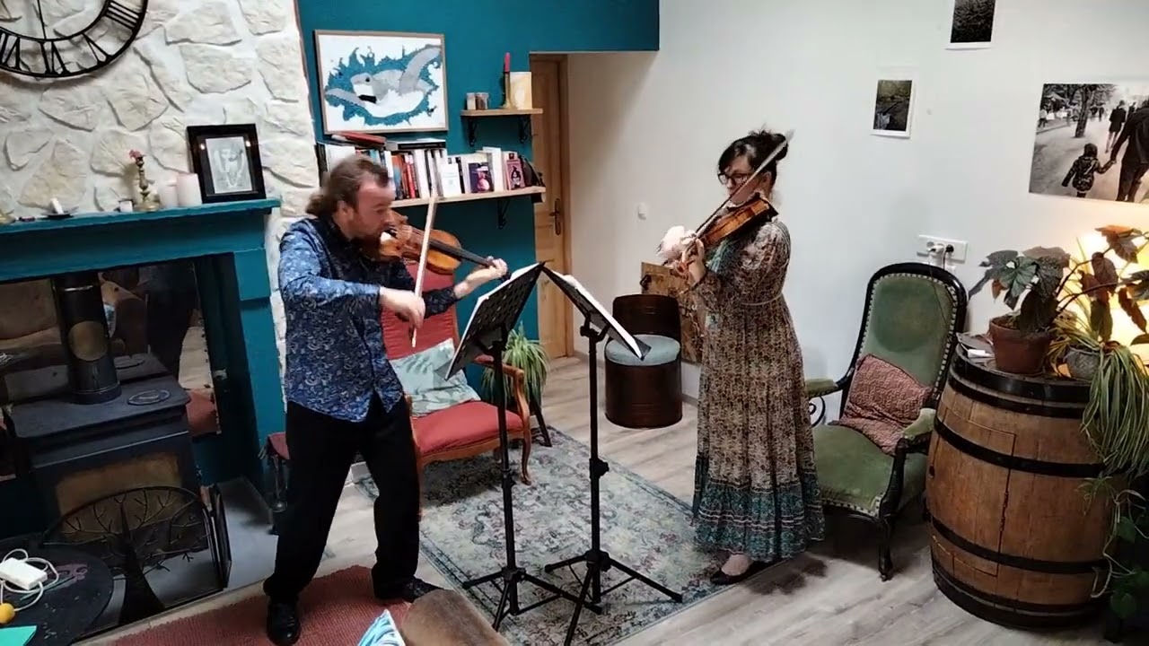 Eloîse & Lawrence Mozart duo Op. 70
