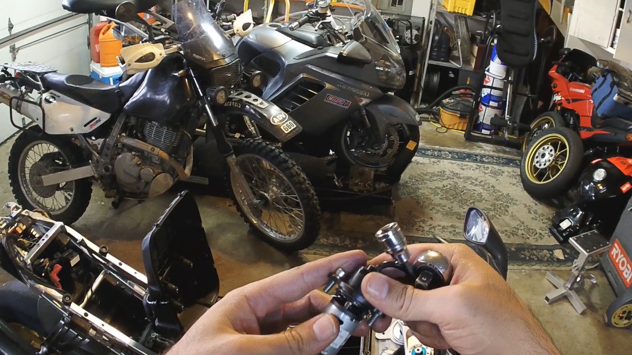 RSV4 Valve check, Part1