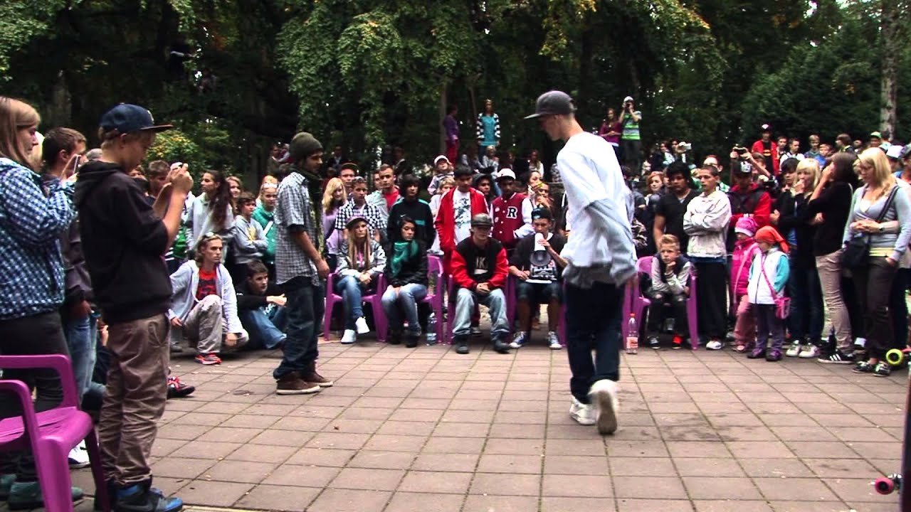 Shaggy vs Karfa - Cwalk battle - top 6 - Dance meeting Česk&aacute; L&iacute;pa, 29. 9. 2012