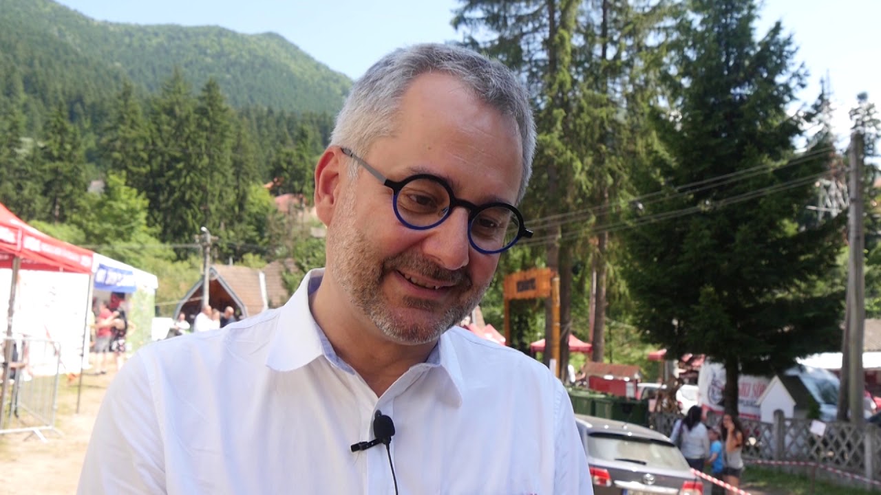 A vil&aacute;g legr&ouml;videbb interj&uacute;ja Barab&aacute;si Albert-L&aacute;szl&oacute;val
