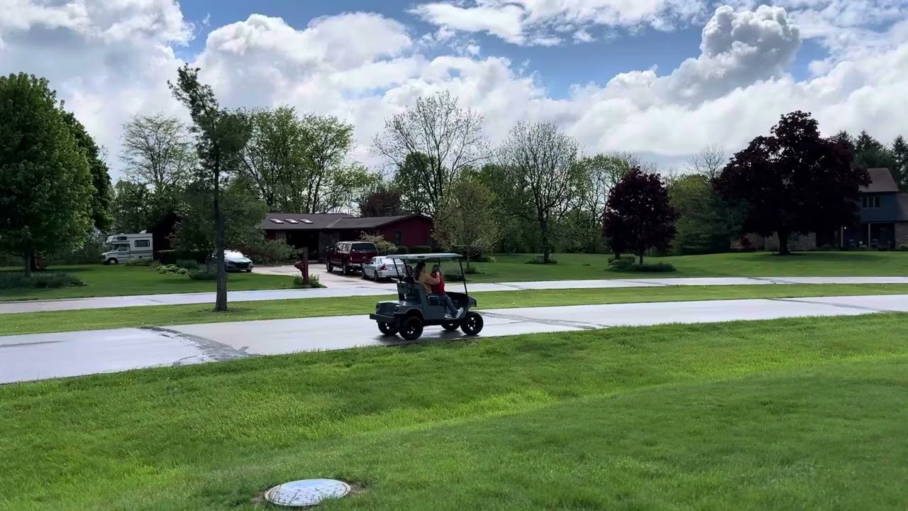 Golf Cart time in Spring Sun with Cinematic mode