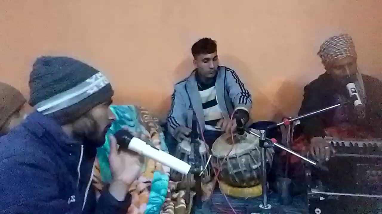 Upar pahada Mela lag Gaya Ma Chandi ka mandir sajaya