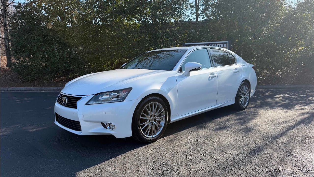 Lexus GS350 2014 года выпуска, пробег 134 000 км, цвет Starfire Pearl & Flaxen, отличное состояни...
