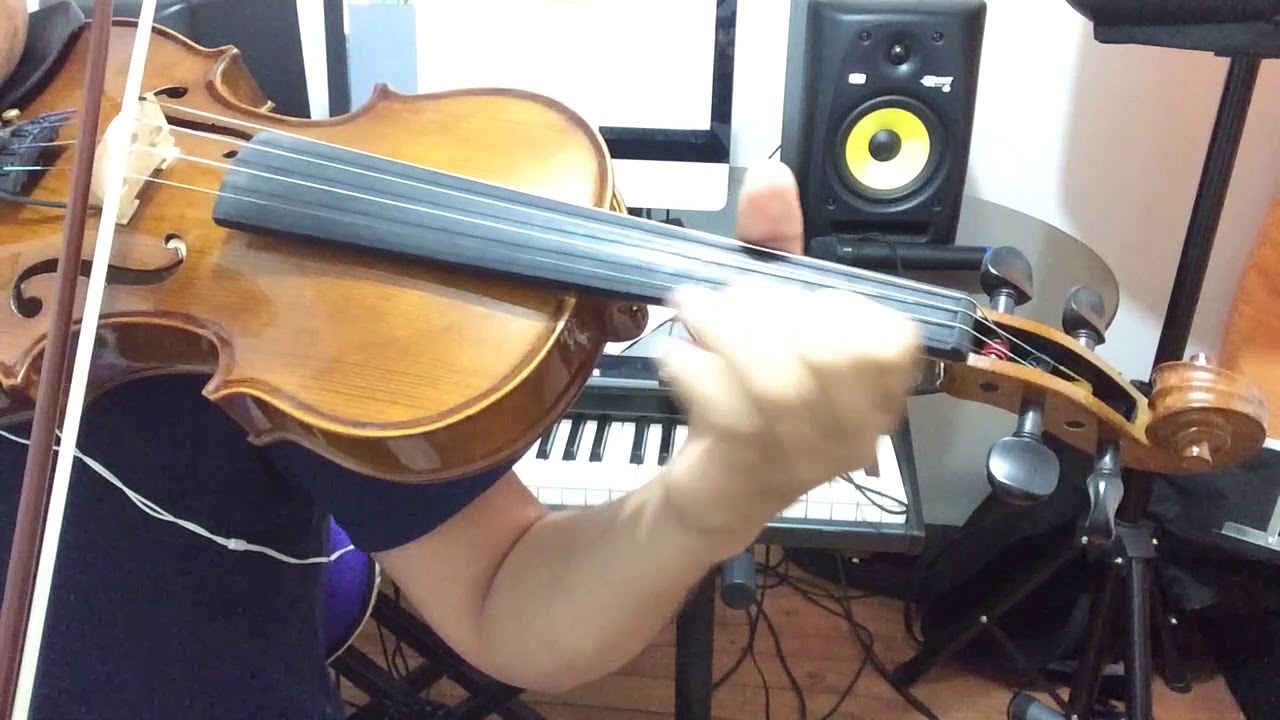 Algo esta cayendo aqui Violin Jose luis reyes