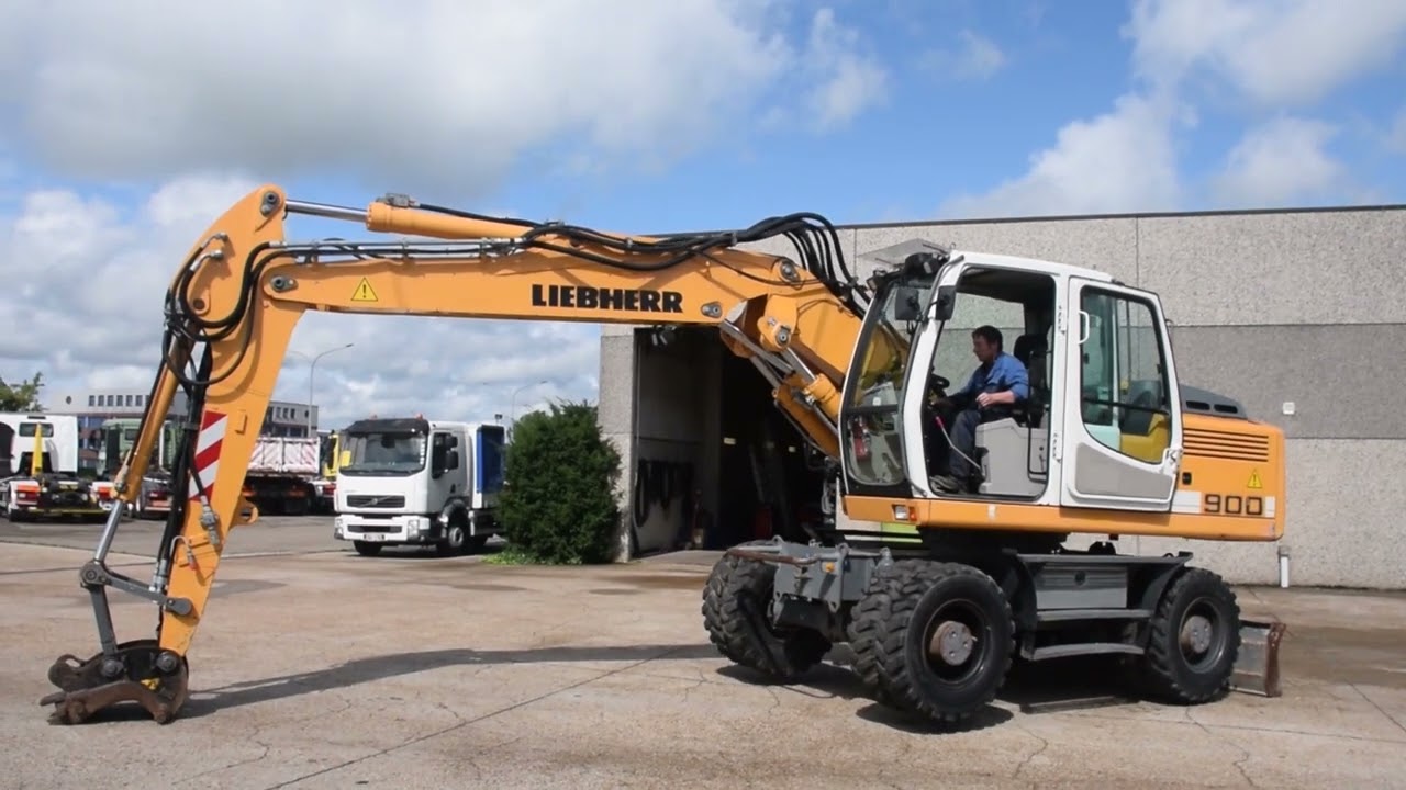Liebherr A900C excavator - Sold
