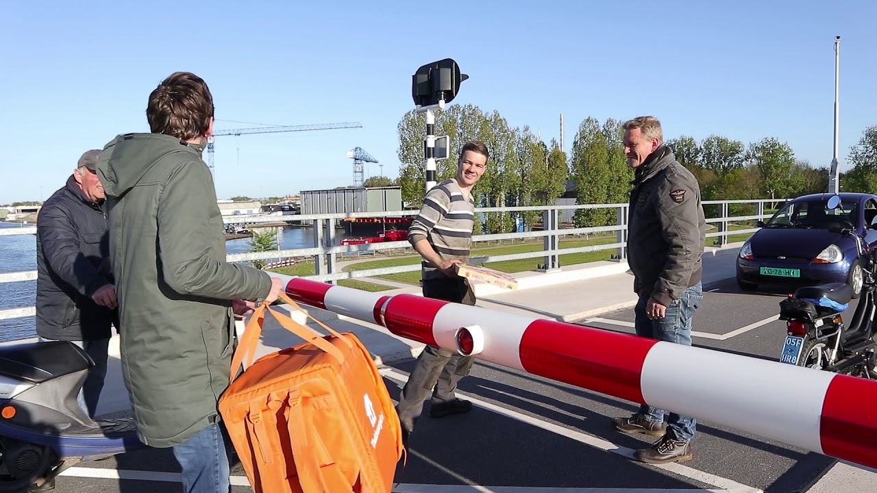 Storing: brug in Burgum anderhalf uur gestremd