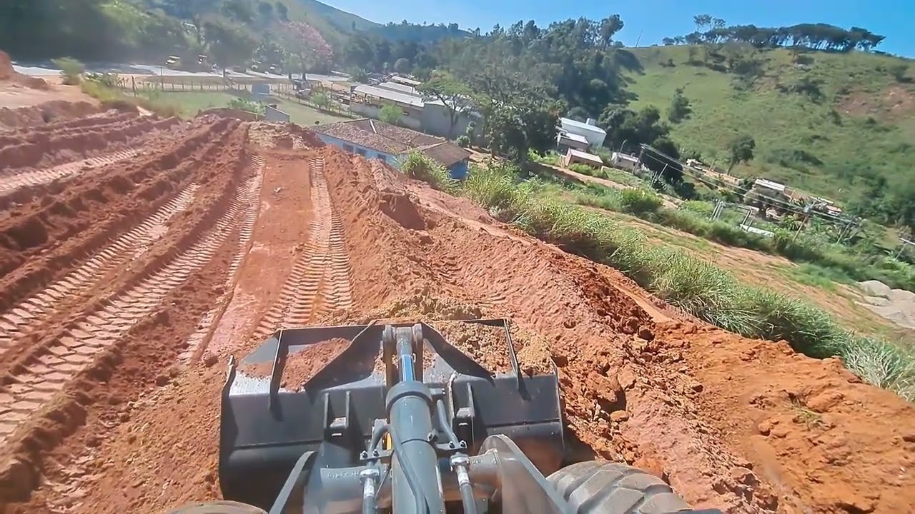 Como uma pá carregadeira empurra terra?! Hyundai HL745