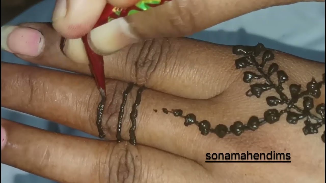 Stylish backhand mehndi design| easy mehndi design#mehndi #easymehndi #simplemehndi #mehndidesign 