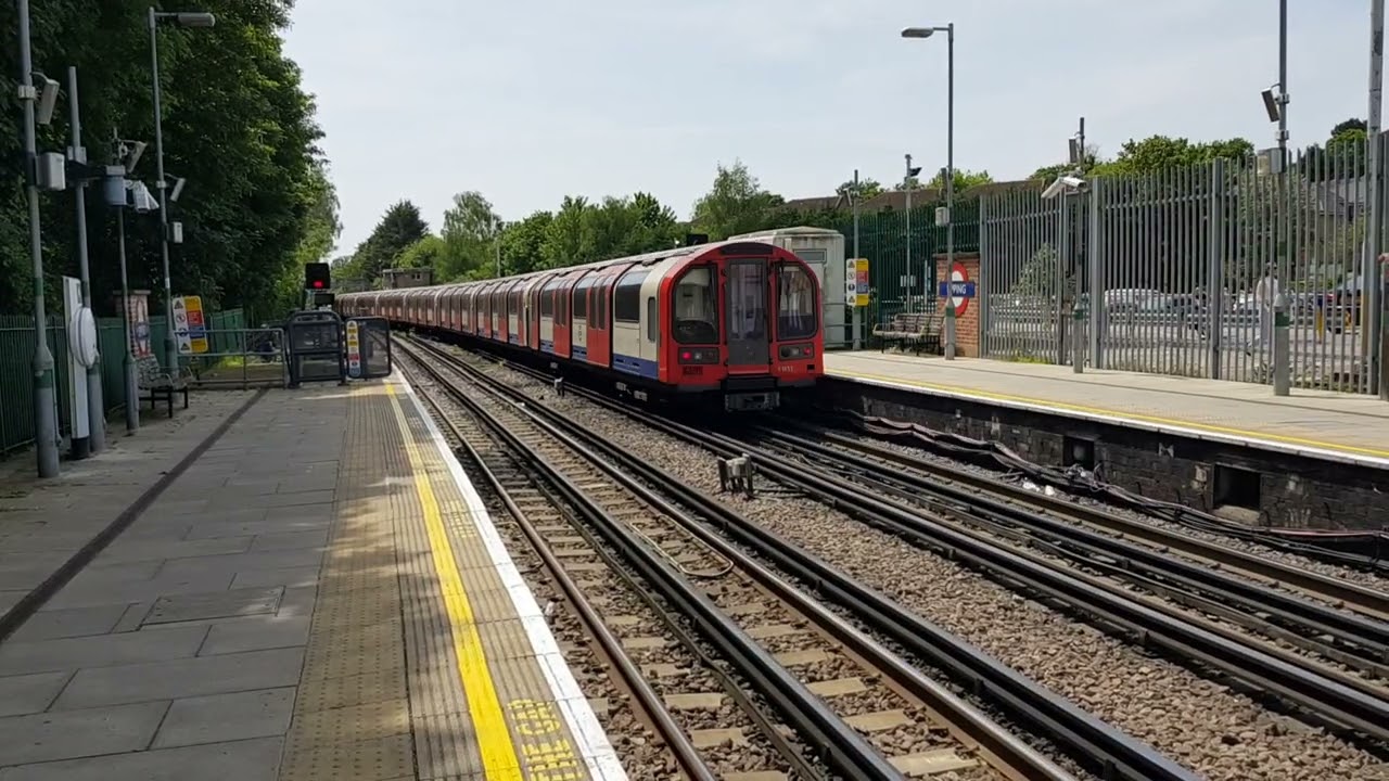 Central line 1992 Stock Departing Epping