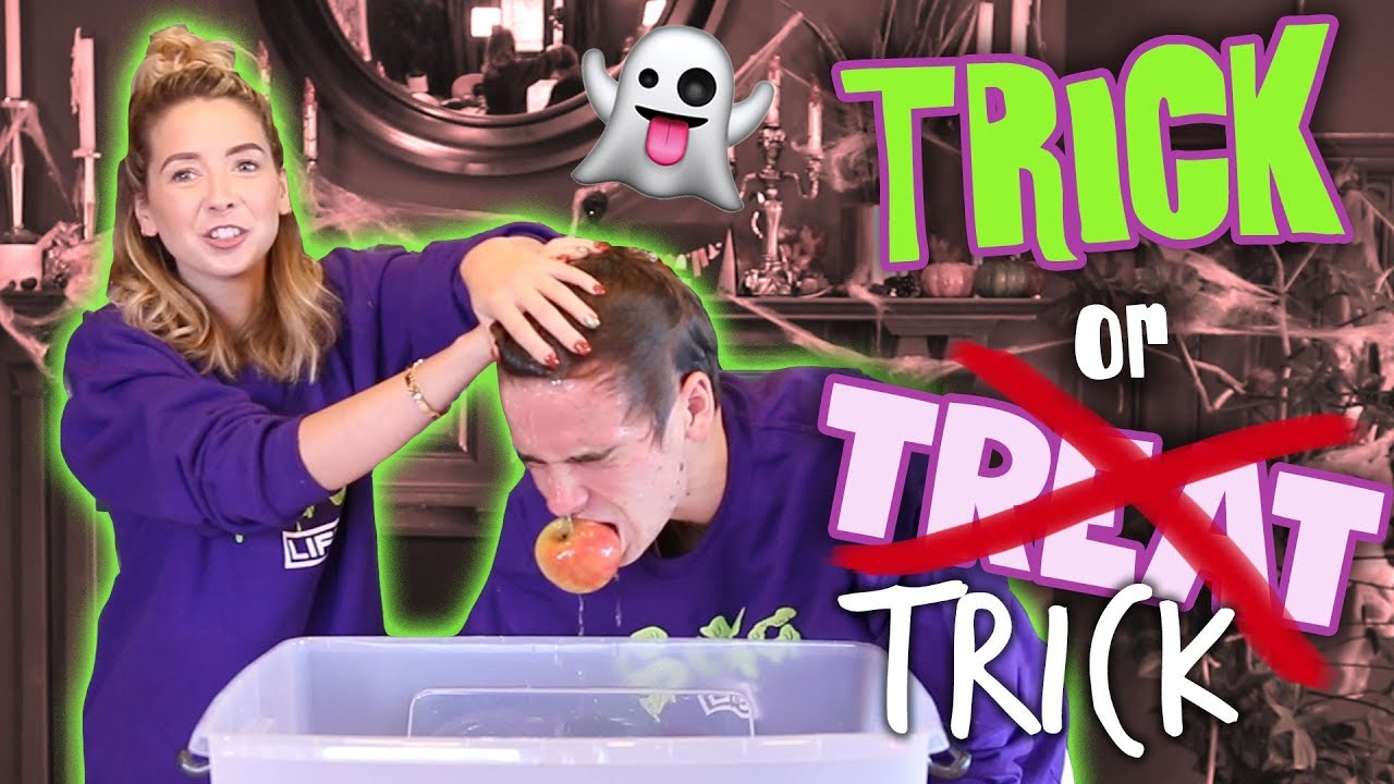 TRICK OR TRICK WITH MY SISTER