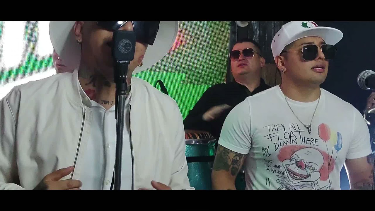 Black Mambo - POPURRI ROMANTICO (Video Oficial Live)