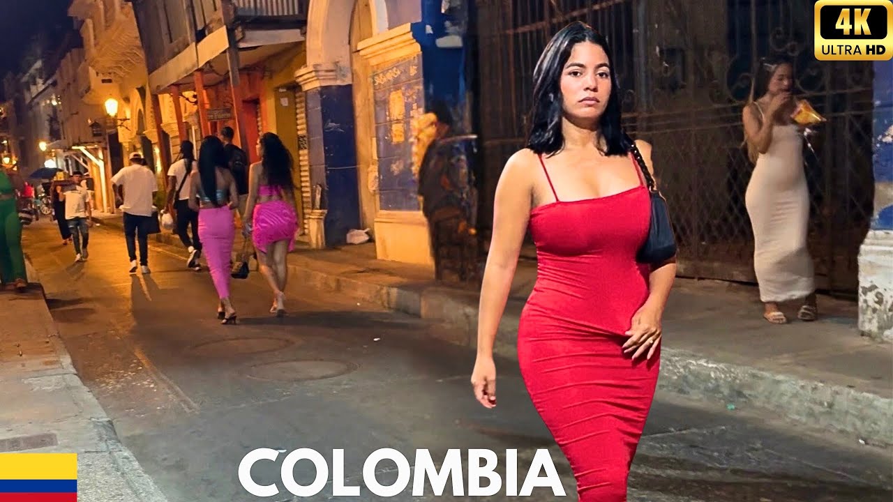 Cartagena Colombia at Night | Stunning Caribbean Vibes & City Life🇨🇴