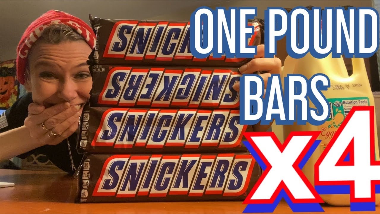 GIANT 1 LB SNICKERS BAR CHALLENGE