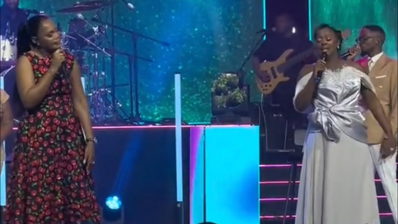 Sindi Ntombela with Nothando Hlophe🔥🔥🔥🙌🙌-Jesu Christu ulithemba lethu||Khulula ugcobo lwakho Medley