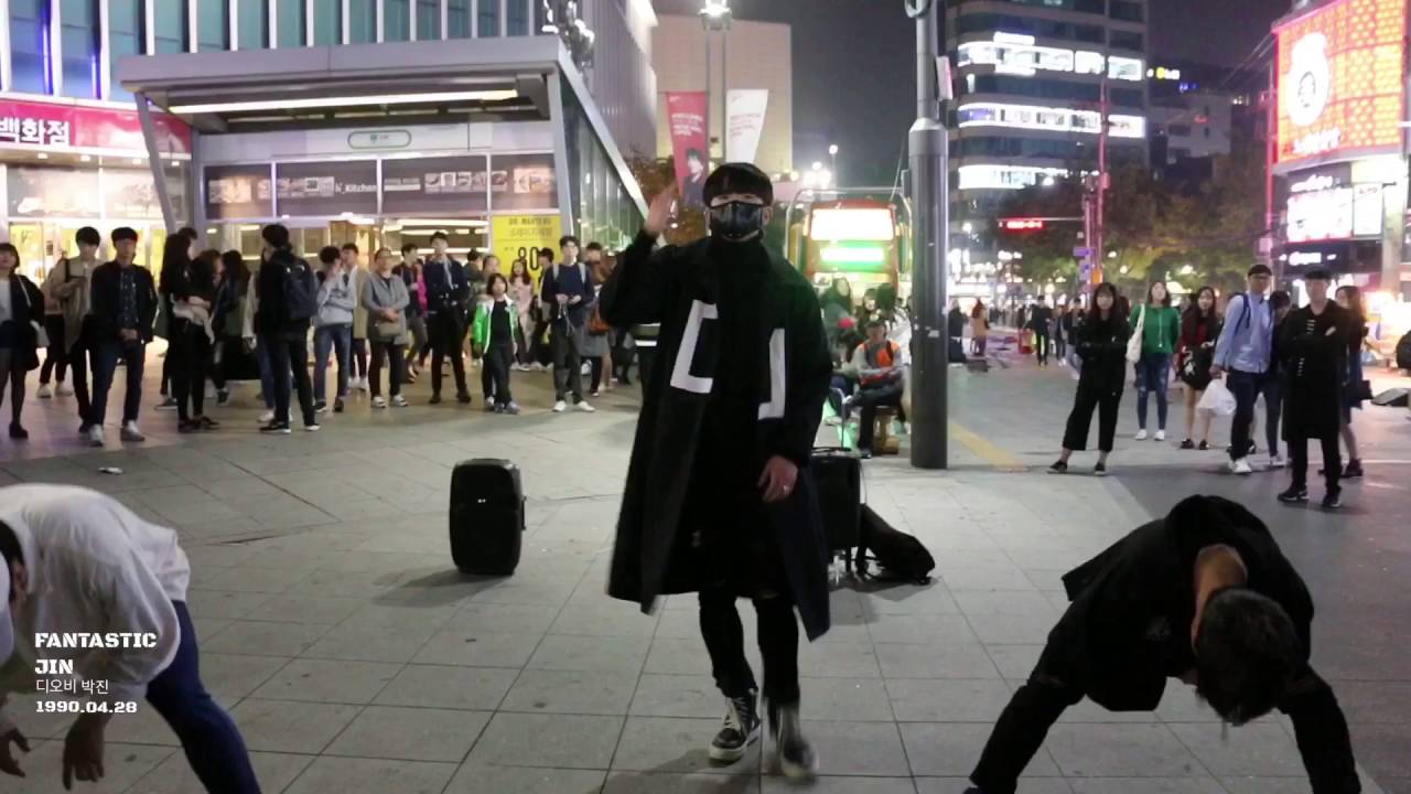 161014 디오비 DOB Sinchon 신촌공연 《EXO - Monster》