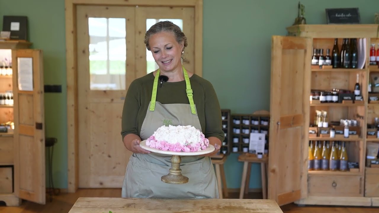 Selbergmocht: Rosentorte - Rezeptvideo der Südtiroler Bäuerinnen