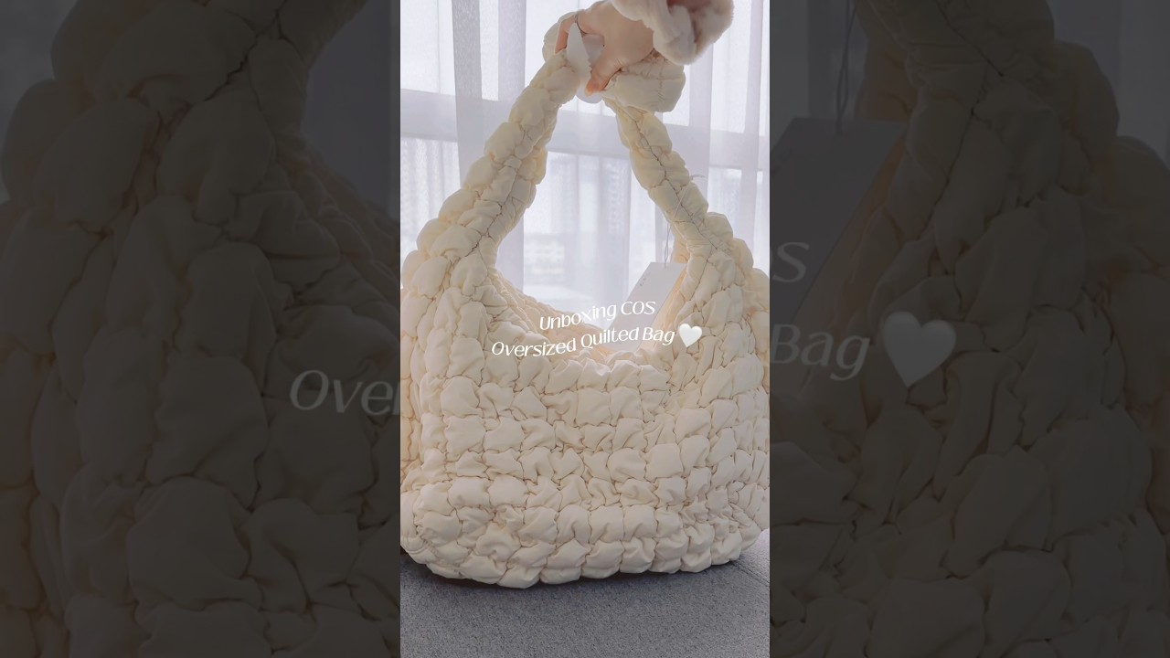 COS ☁️ White Oversized Quilted Bag 🤍
