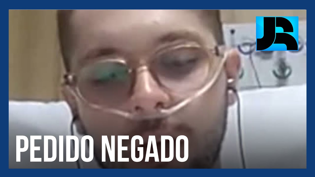 Juiz nega adiamento de audiência, e advogado enfermo participa da cama do hospital