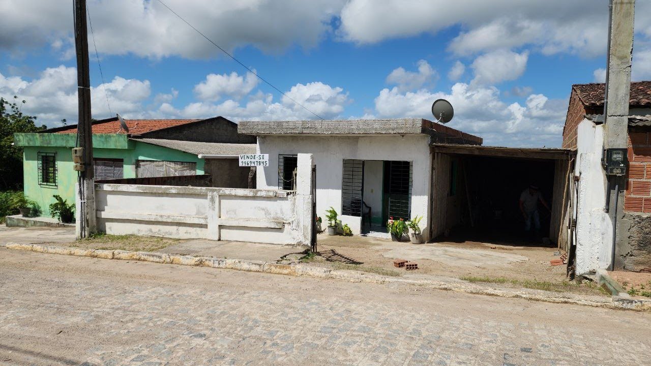 CASA À VENDA EM BOM JARDIM - PERNAMBUCO