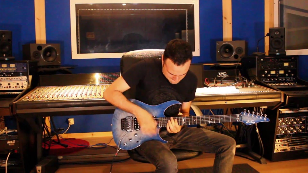 Michele Cusato plays 