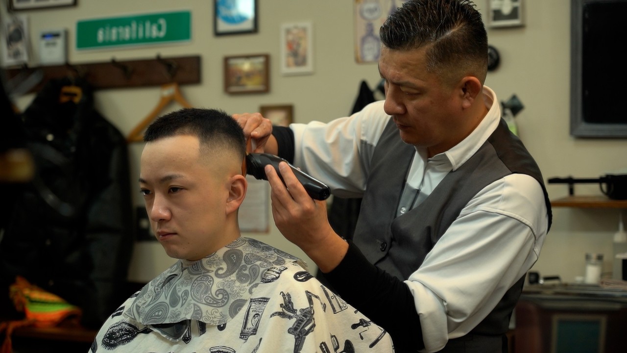 💈🇯🇵 High Fade at Higashi-Jujo BARBER SHOP in TOKYO: Haircut, Shampoo, Shaving, and Massage.