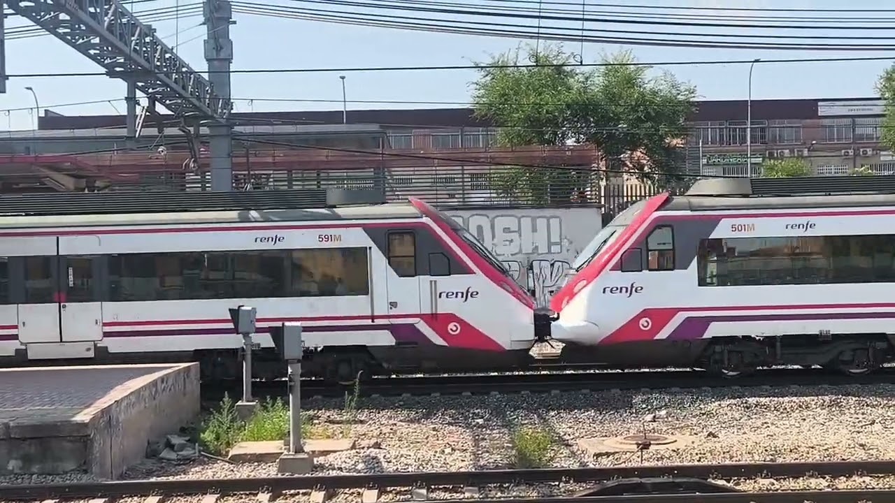 Trenes por la estación de Villaverde Alto