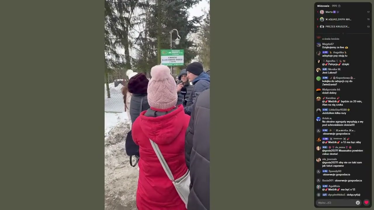 Strajk-  Ludzie czekają godzinę pod schroniskiem w Pawłowie na przyjazd Laluny  cz.1/6