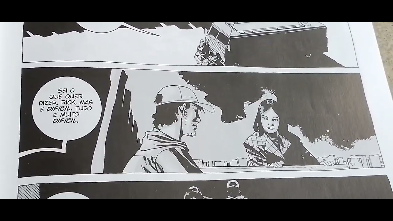 SÉRIE VENCEDORA DOS PRÊMIOS EISNER E EAGLE THE WALKING DEAD # 11 
