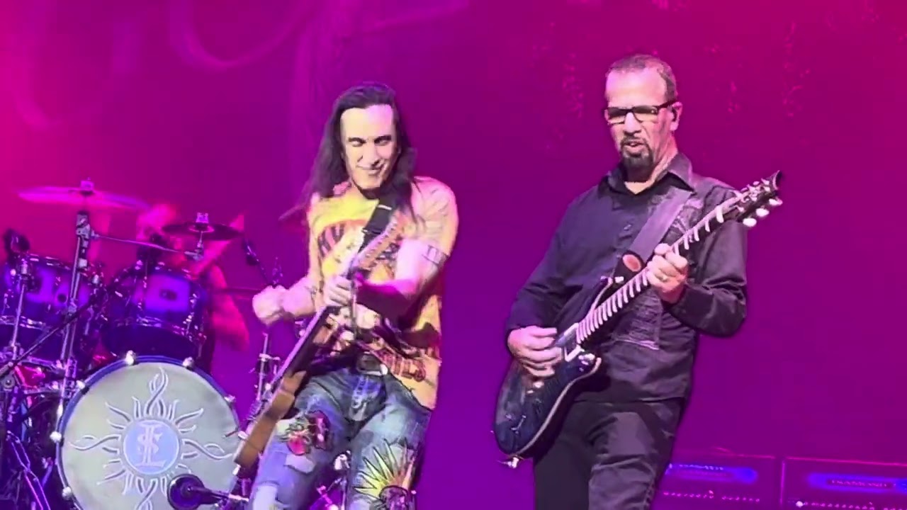 Extreme/Godsmack Highway to Hell Camden New Jersey