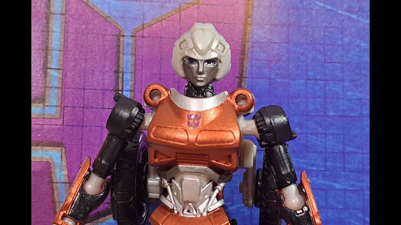 Custom Review of the Transformers Shattered Glass Arcee