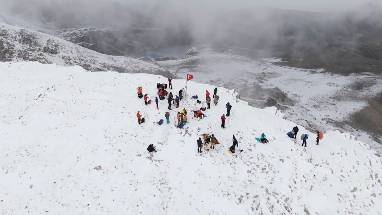 ULUDAĞ'DA İLK KAR YAĞIŞINDA ZİRVEDE BULUŞMA !