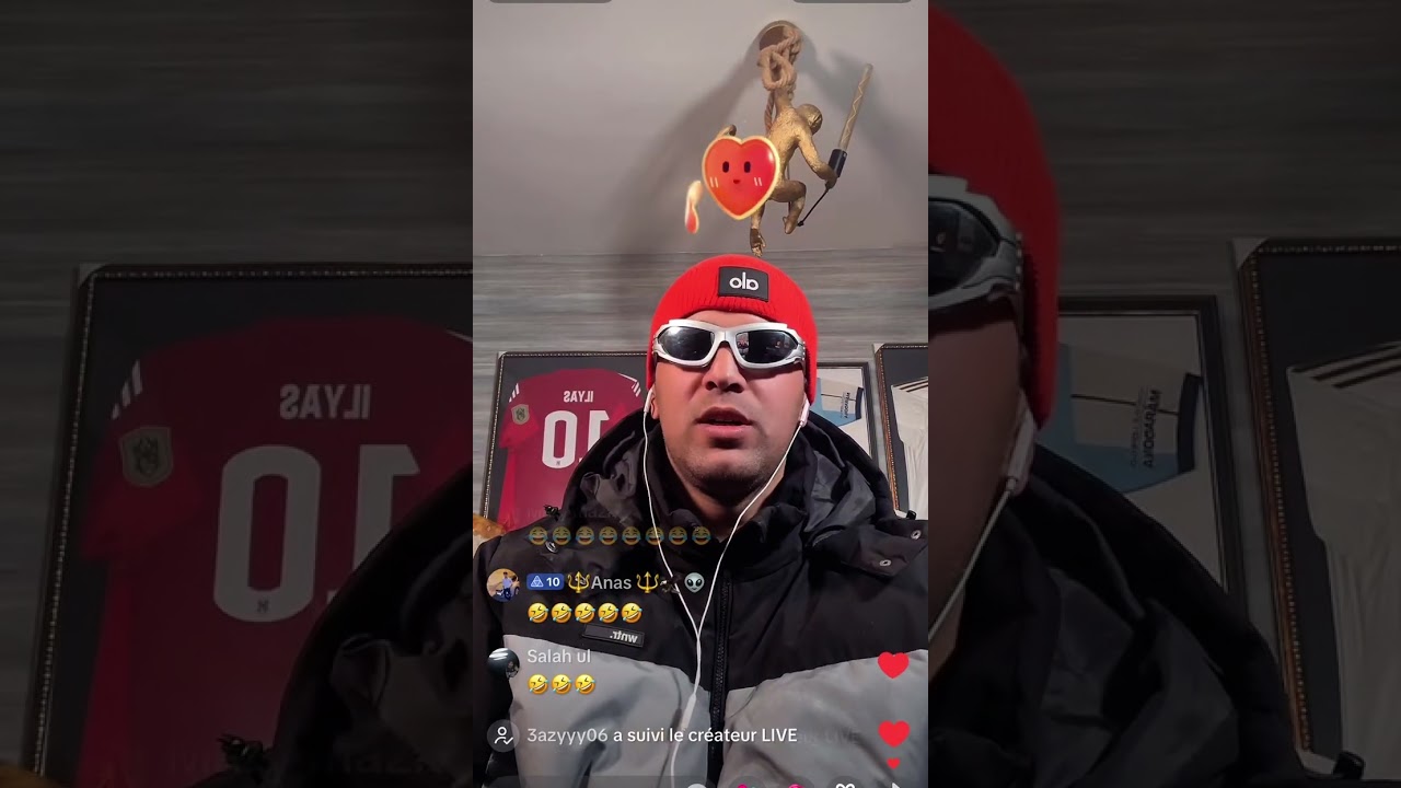 عازية تزعطات 😂